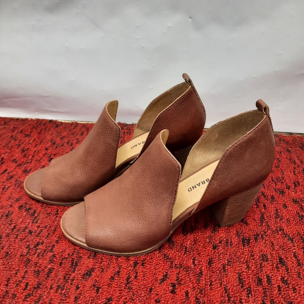 Lucky Brand Junai Women's Booties Heeled Sandals Cut Out Brown Leather SZ 9.5M
